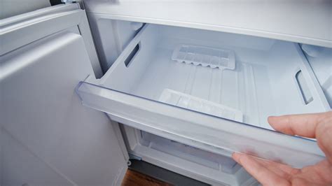 why is my samsung refrigerator leaking water|What to do if your Samsung Fridge Freezer is leaking。